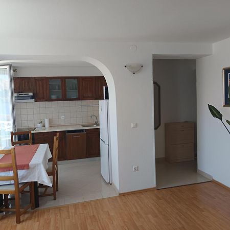 Apartment & Studio Elizabet บัชกา ภายนอก รูปภาพ